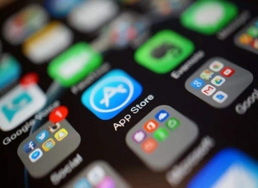 生活可以離開(kāi)手機(jī)，手機(jī)卻離不開(kāi)生活